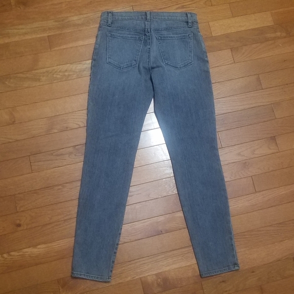 J BRAND FOR THEORY IAN DOVE/LT GREY SKINNY SZ26 - Picture 8 of 10